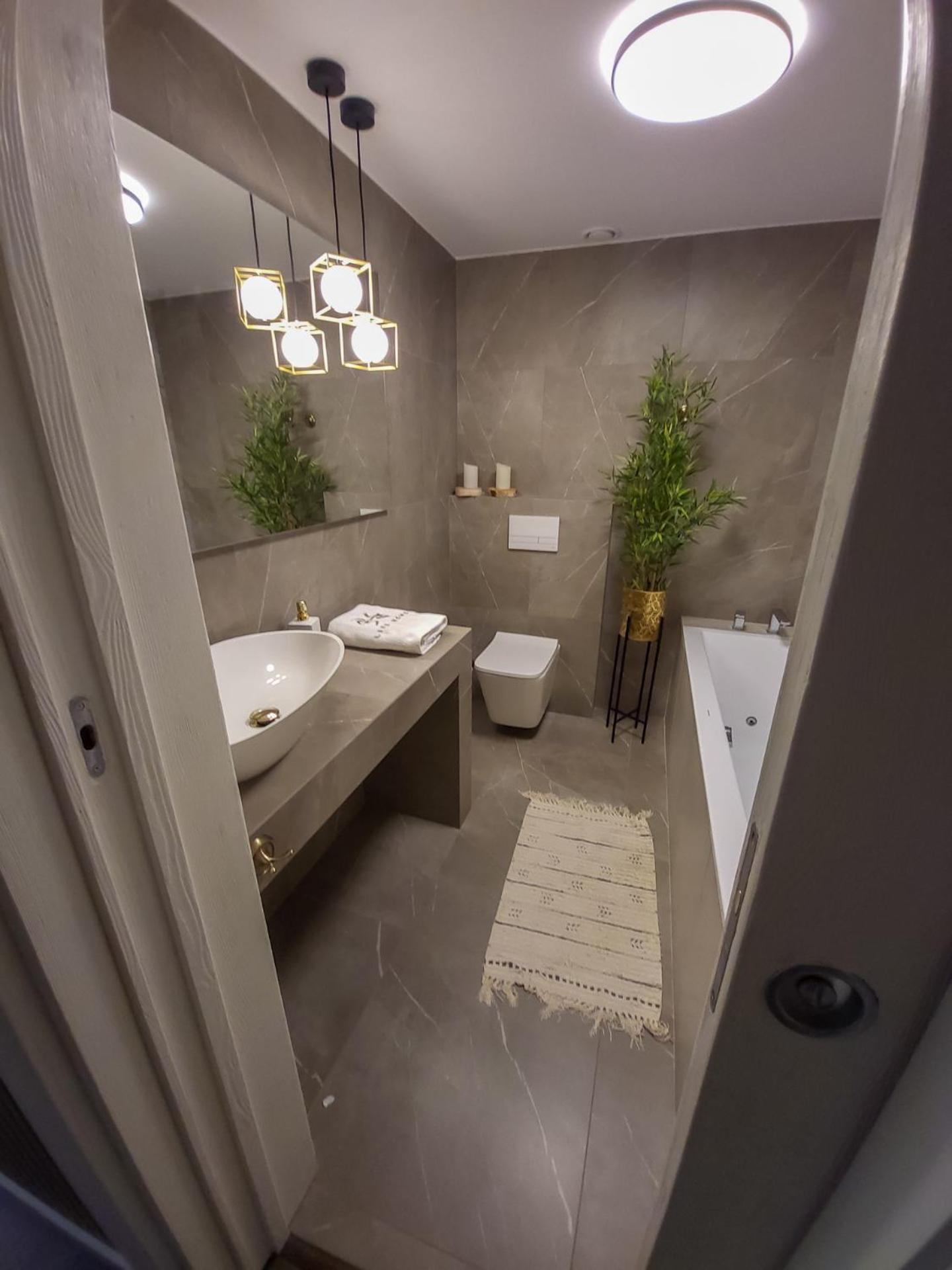 Like Home 2 Sauna,Jacuzzi & Spa شفيدنيتسا المظهر الخارجي الصورة
